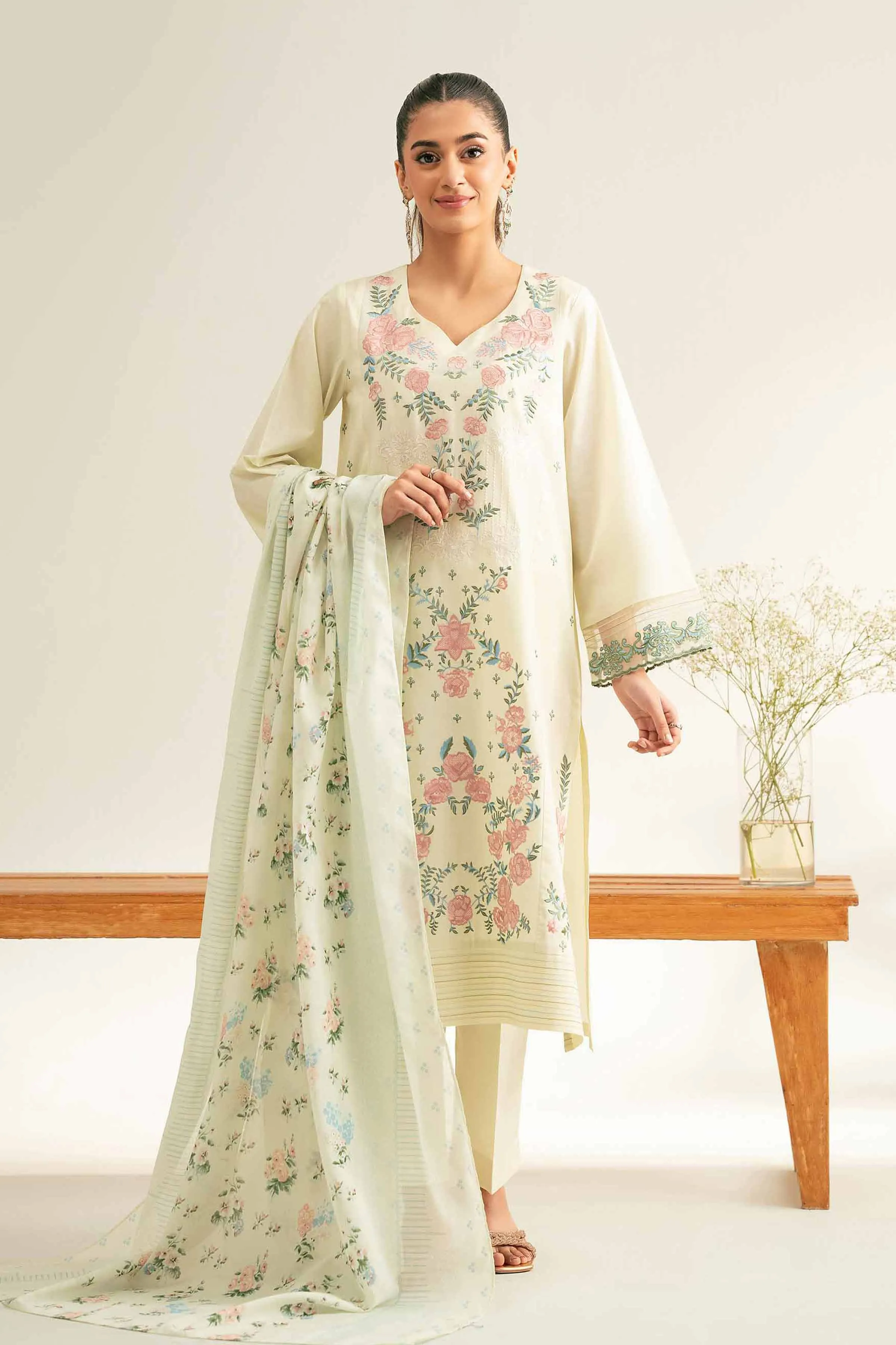3 Piece - Printed Embroidered Suit - 42501658