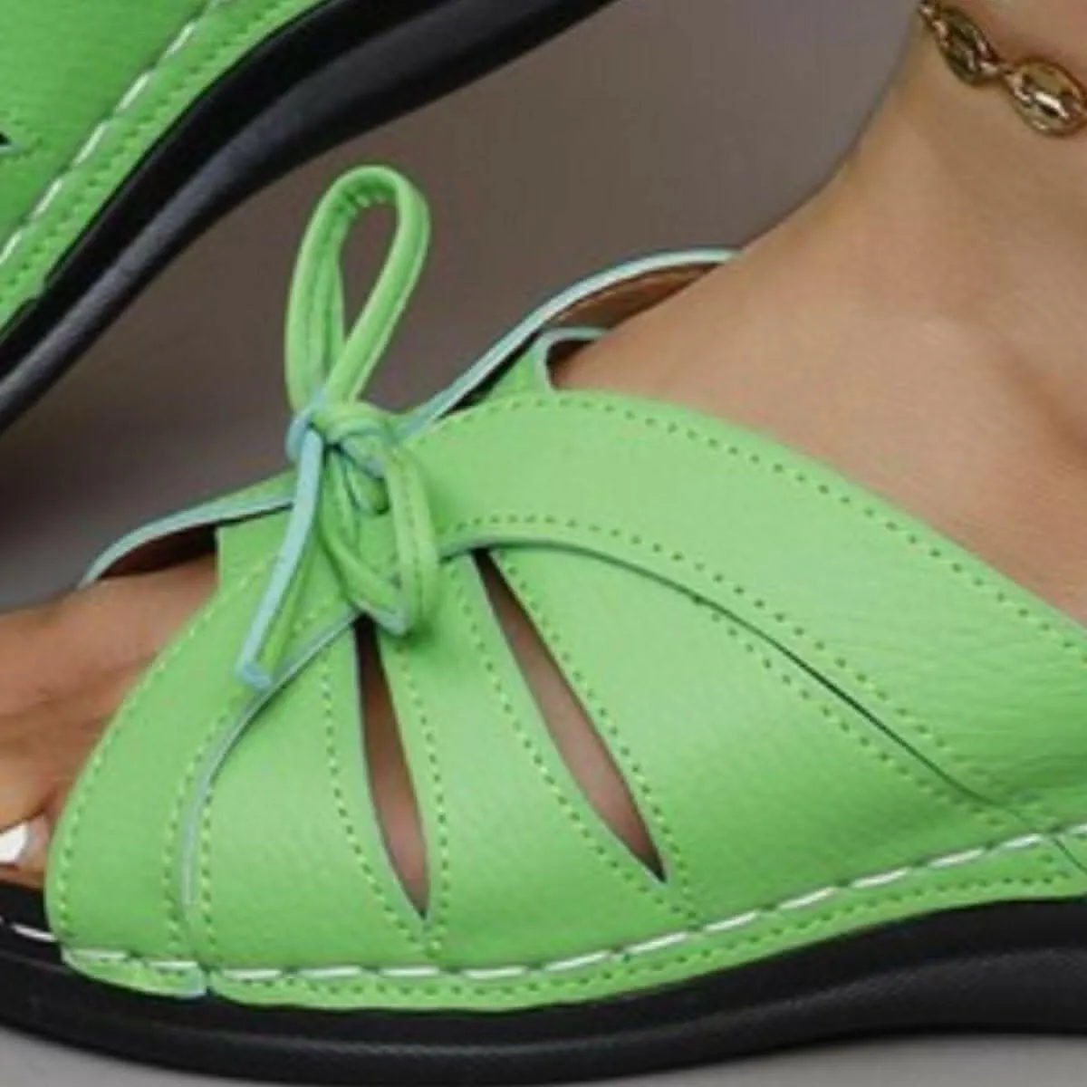 Chic low heel strappy sandals