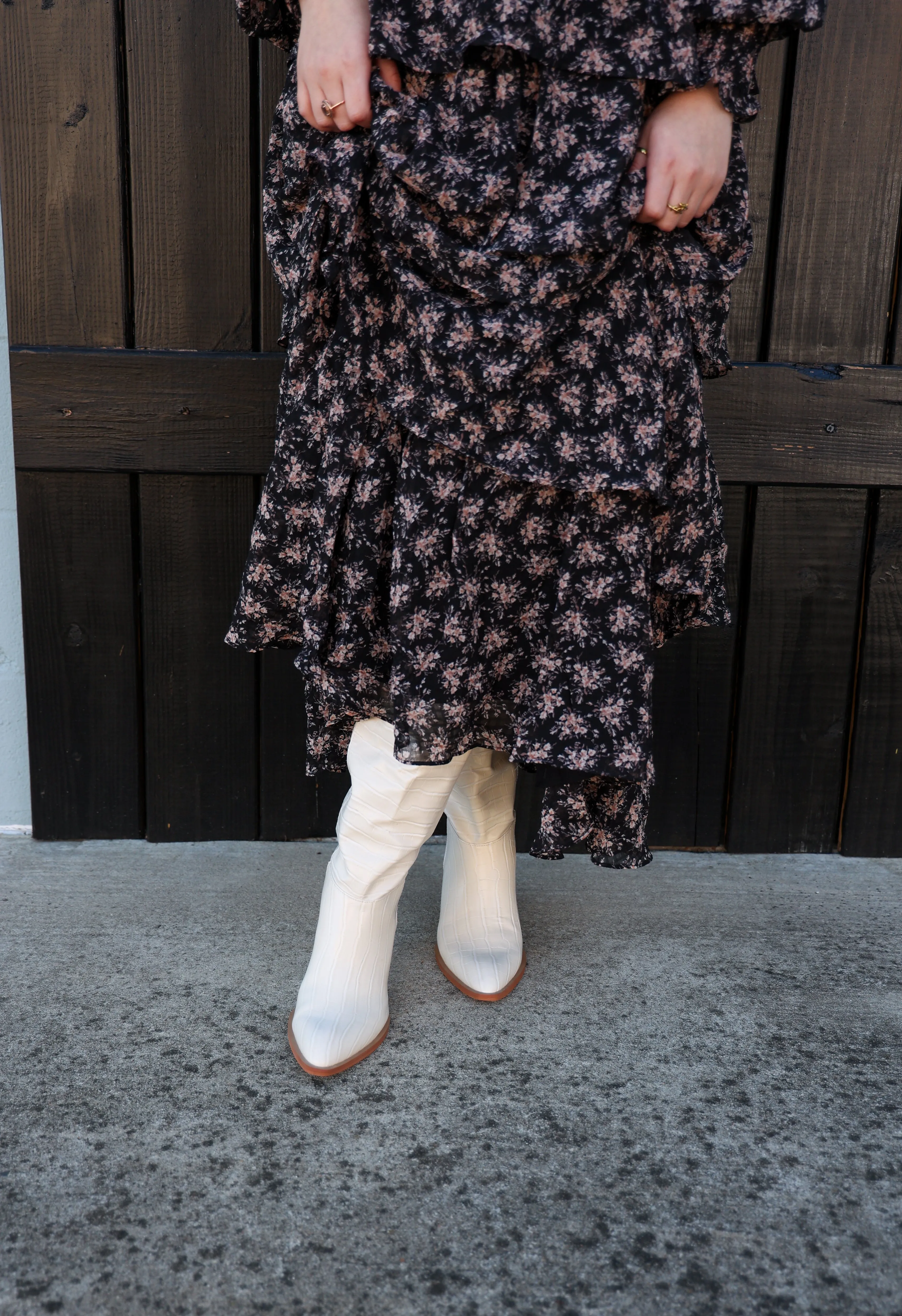 Eva boots in cream