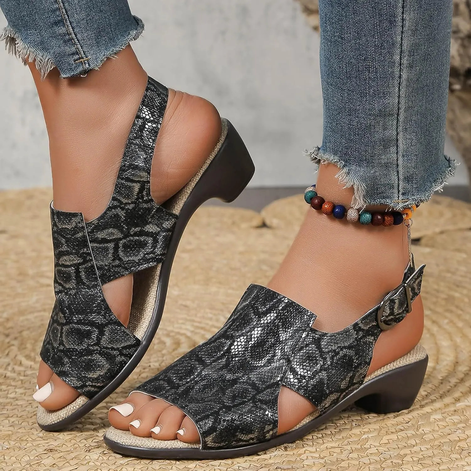 Fashion Low Heel Sandals for Women Peep Toe Low Heel Pump for Prom Party Daily Wear Temperament Banquet Shoes