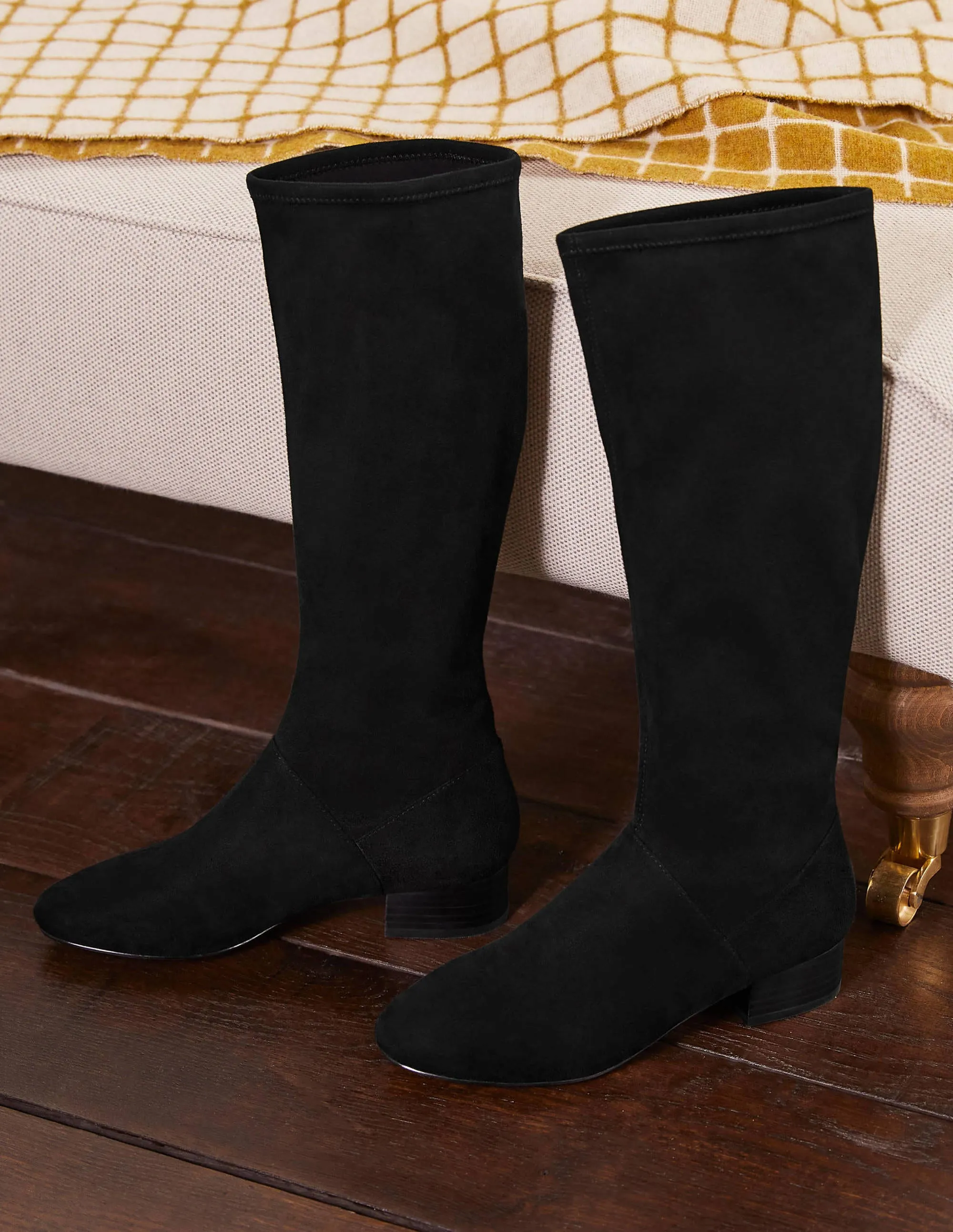 Flat Stretch Boots-Black