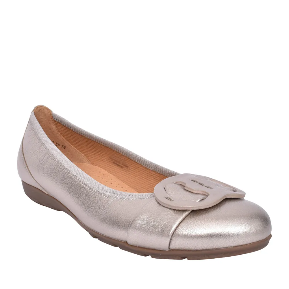Gabor Gold Metallic Flats 64.163.62