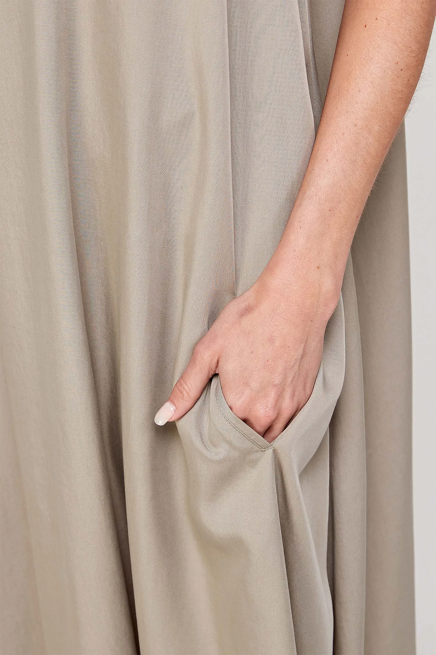 Hanky hem midi dress