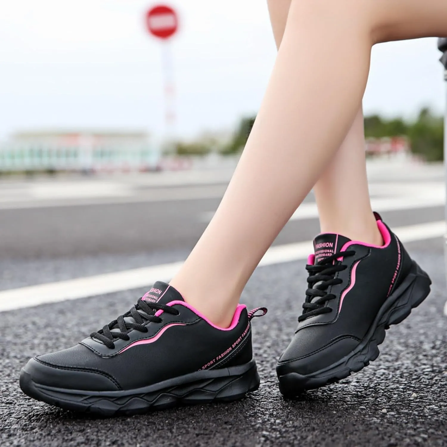Lightweight Breathable Diabetic Shoes for Women Sports Workout Gym Shoes for Running Barefoot Minimalist Shoe