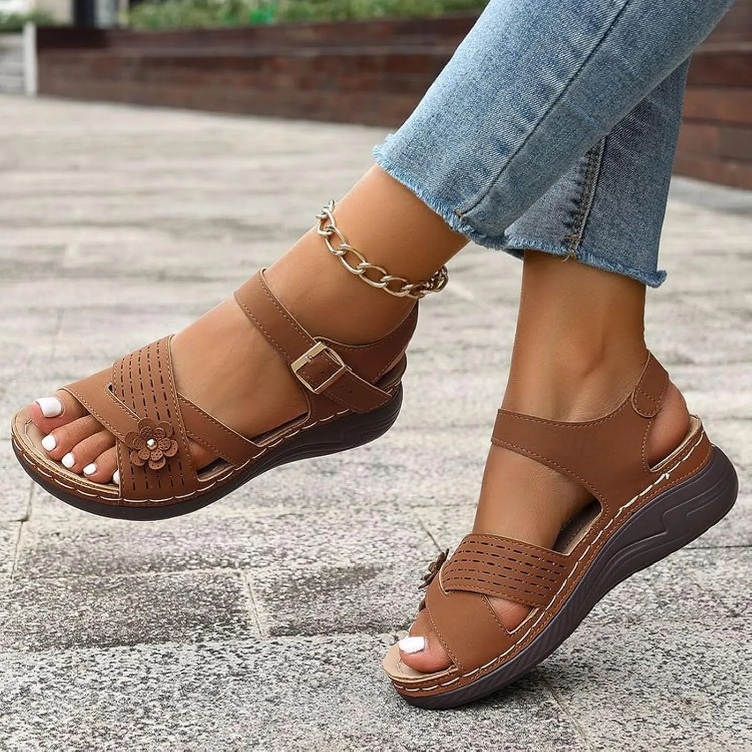 Orthopedic Wide Sandals for Women 2025 Dressy Strappy Arch Support Flat Wedge Sandals Walking Women Open Toe Ankle Strap Comfortable Platform Slip-On Shoes for Summer Beach Casual