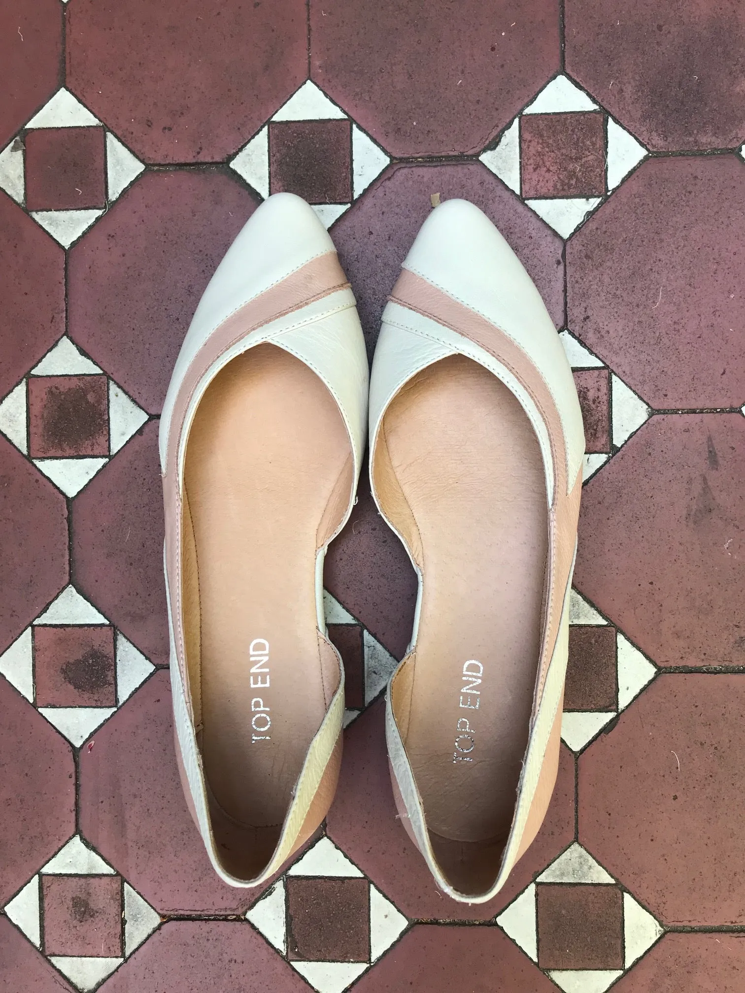 Stiles Shoe - Almond / Cappucino