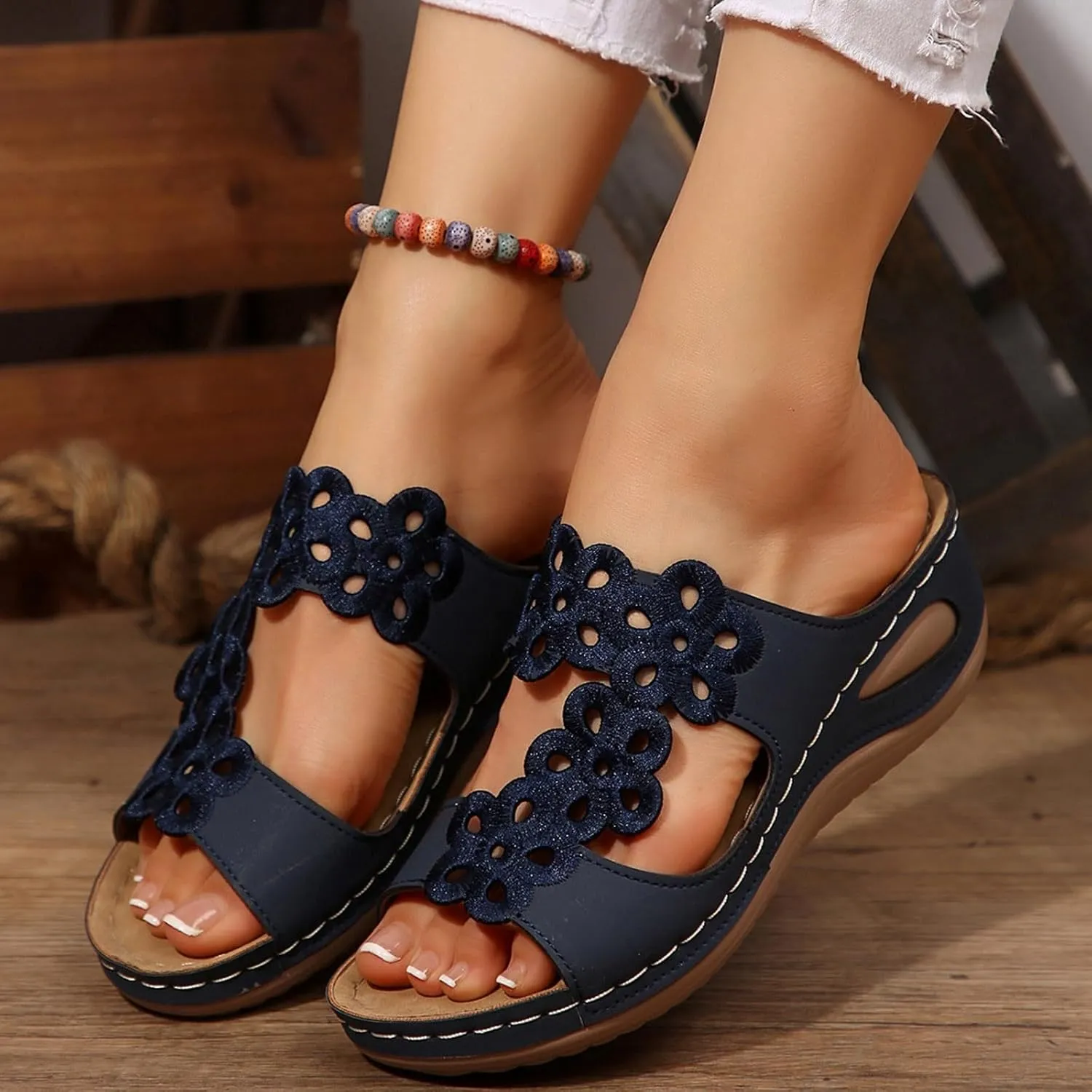 Women's Slide Sandals,Women Arch Support Slides Orthotic Walking Sandals Orthopedic Comfortable Casual Hollow Mesh Flowers Straps Slip-On Low Wedge Beach Breathable Plantar Fasciitis Bunion Sandal